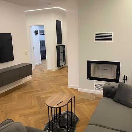 Neubau Apartment Mit Kamin Und Terrasse In Premium Lage Parkplatz Inklusive Bielefeld Exterior photo